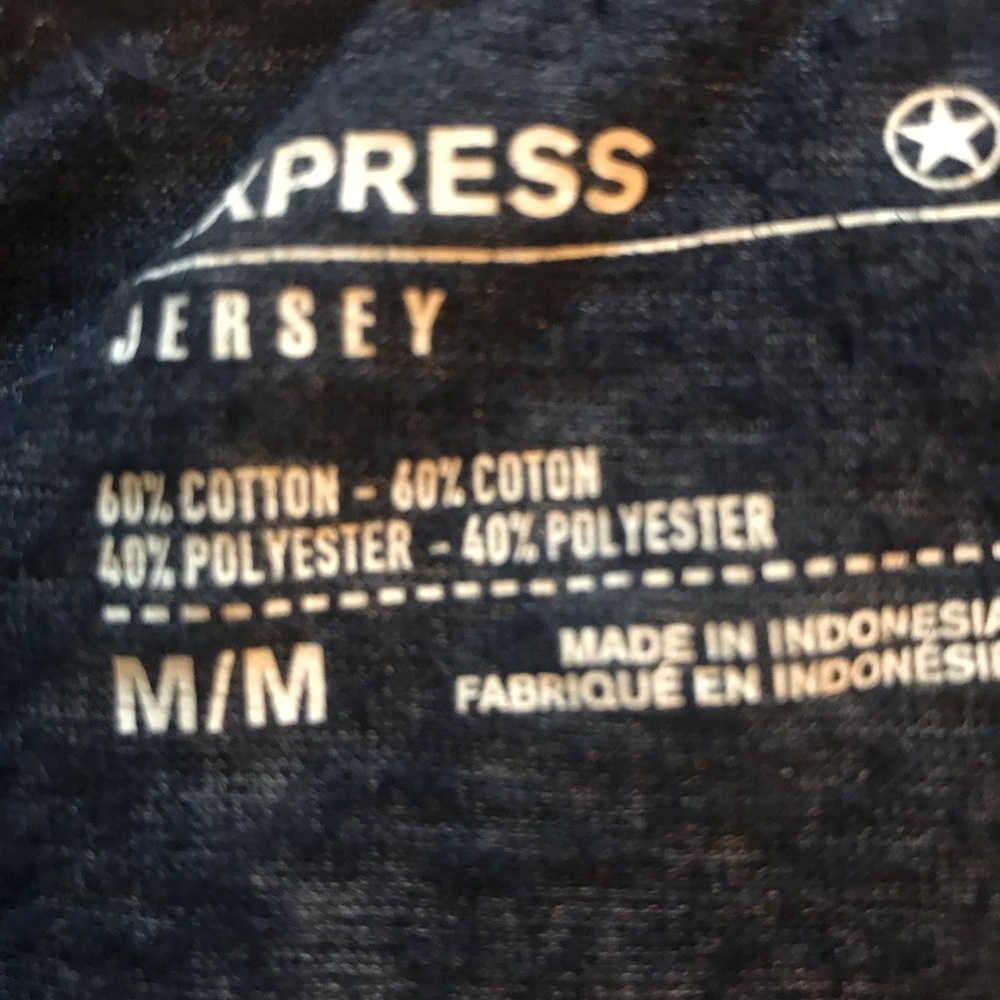 3 shirts ๐ size Medium - Picture 4 of 6